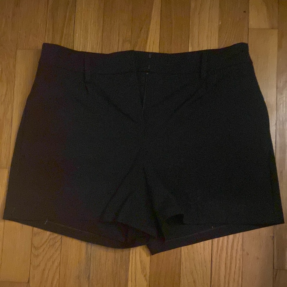 Express Black Size 8 Dress Shorts